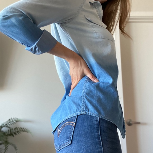 ✨SOLD✨ Ombré Denim Button-Down - Picture 3 of 11